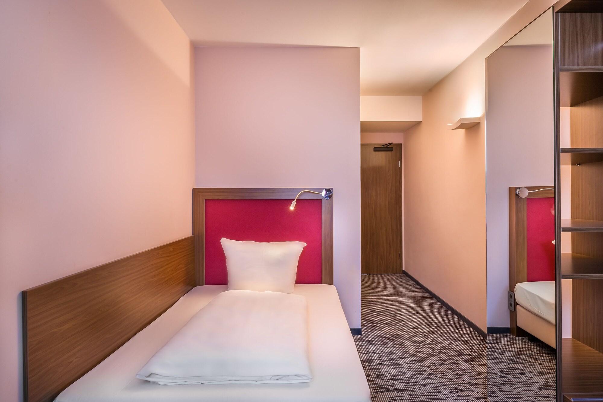 Scope Hotel Dresden Airport Экстерьер фото